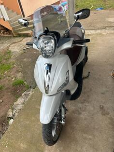 Piaggio - beverly