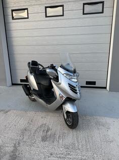 Kymco - grand dink 250
