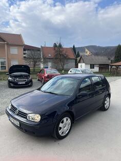 Volkswagen - Golf 4