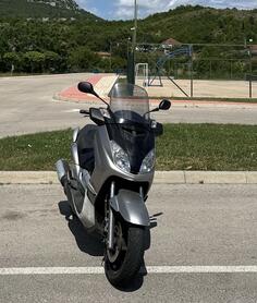 Yamaha - X MAX