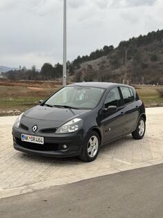 Renault - Clio - 1.5 DCi