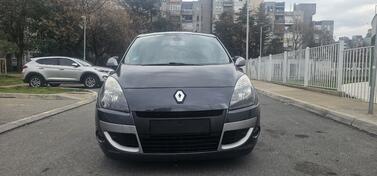 Renault - Scenic - 1.5 dci