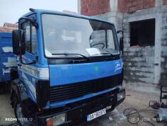 Mercedes Benz - 817 sanducar sa kranom