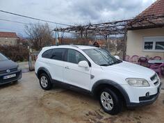 Chevrolet - Captiva - 2.0 FWD MT5