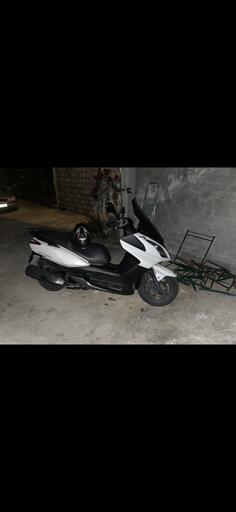 Kymco - Downtown 300i