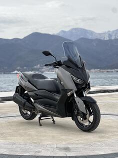 Yamaha - X max