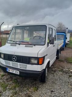 Mercedes Benz - 207d