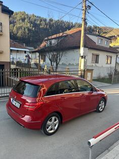 Mercedes Benz - B 200 - 1.8 100kw