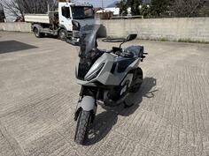 Honda - X ADV 750