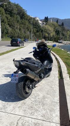 Yamaha - Tmax