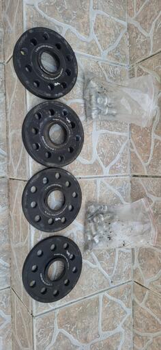 Distance 20 mm - 5x112