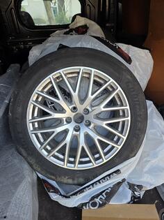 Fabričke felne i GoodyearEagleF1 gume