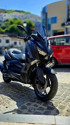 Yamaha - xmax