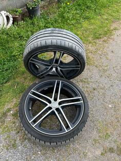 Fabričke rims and Pirelli tires