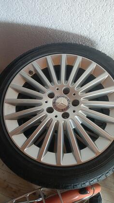 Fabričke rims and sava tires