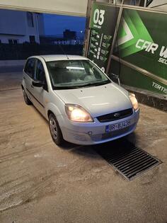 Ford - Fiesta - 1.4b