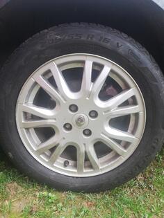 Fabričke felne i 2055516 gume