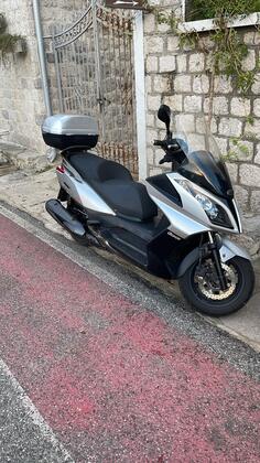 Kymco - downtown