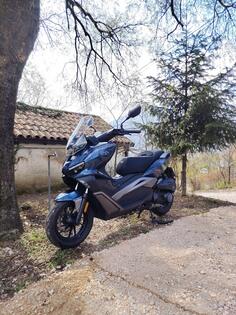 KL Motors - Brerra 300