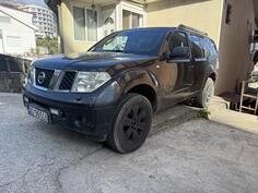 Nissan - Pathfinder - 2.5