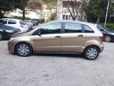 Mercedes Benz - B 180