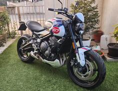 Triumph - Trident 660 Triple Tribute