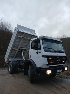 Mercedes Benz - 1722