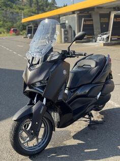 Yamaha - XMAX 300 Tech max