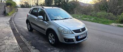 Suzuki - SX4