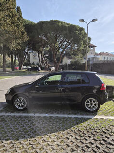 Volkswagen - Golf 5 - 1.9 77 kw