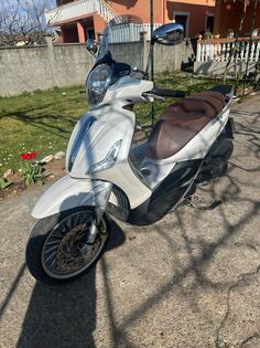 Piaggio - Beverly