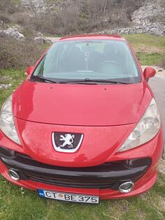 Peugeot - 207 - 16 HDI
