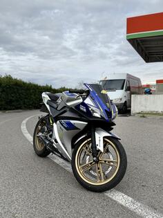Yamaha - r125