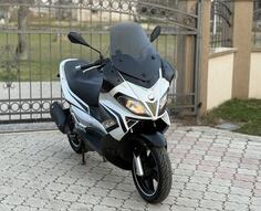 Aprilia - Sr max