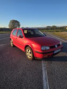 Volkswagen - Golf 4 - 1.6 8v