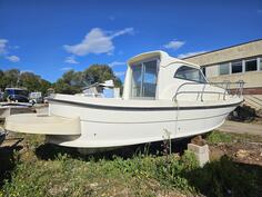 Beneteau - Betina 700