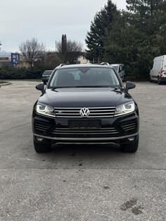 Volkswagen - Touareg - R line