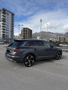 Audi - Q7 - 5.0