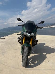 Moto Guzzi - V100 Mandello
