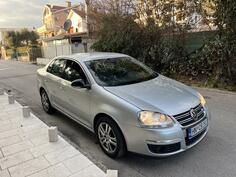 Volkswagen - Jetta - 2.0 TDI
