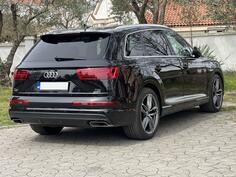 Audi - Q7 - Q7 S line, matrix