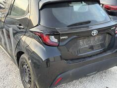 U djelovima Toyota - Yaris 1.5 benzin/hybrid