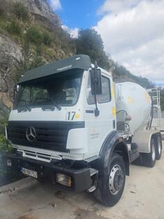 Mercedes Benz - SK 2527