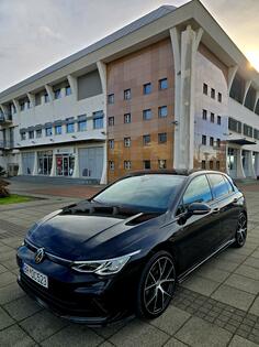 Volkswagen - Golf 8 - R-LINE