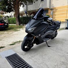 Yamaha - TMAX 530