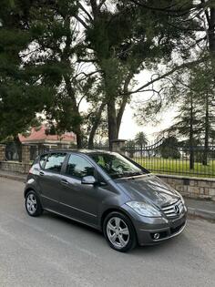 Mercedes Benz - A 180 - avantgarde