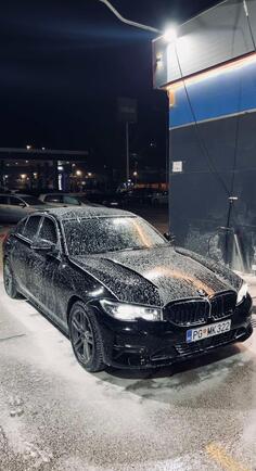 BMW - 320