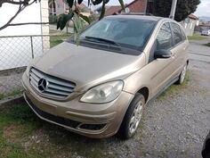 U djelovima Mercedes Benz - B 180 B180 CDI