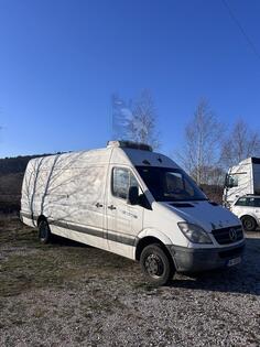 Mercedes Benz - 513 CDI