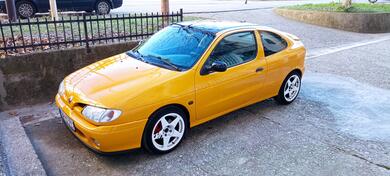 Renault - Megane - F7R 2.0 16 V